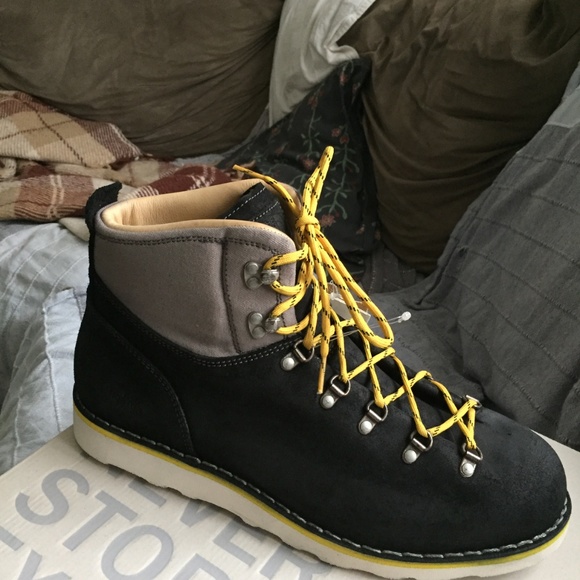 The North Face Groveland  Men Boots NEW - Picture 2 of 5